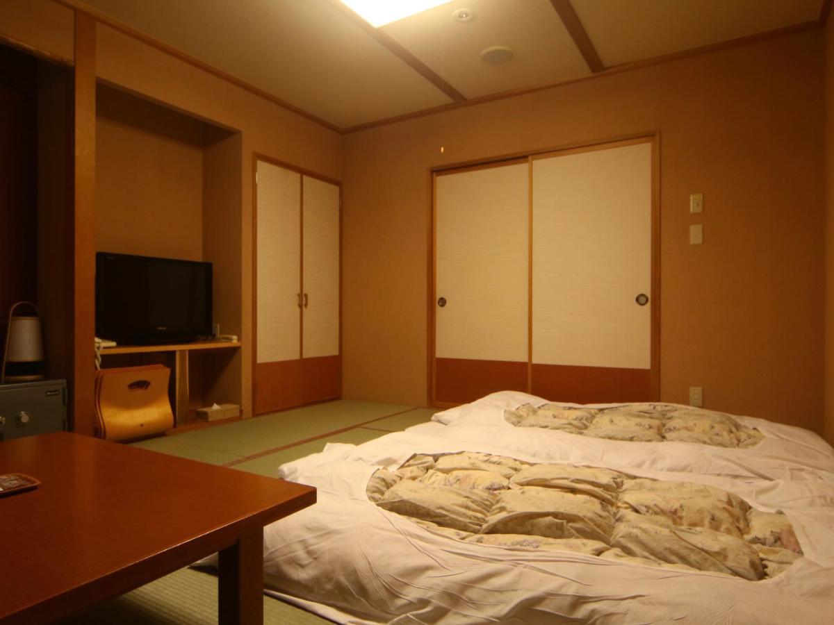 ホテル 十勝岳温泉 カミホロ荘 上富良野町 エクステリア 写真